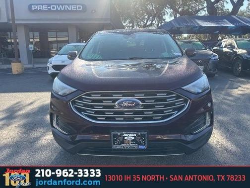2023 Ford Edge Titanium