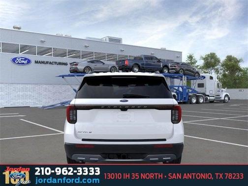 2025 Ford Explorer Active