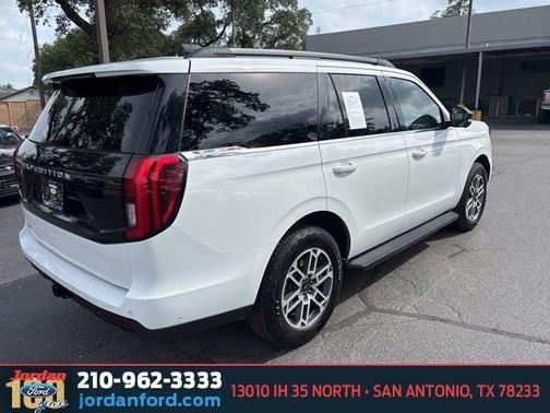 OXFORD WHITE 2025 Ford Expedition Active