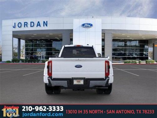 2026 Ford F-350 Lariat