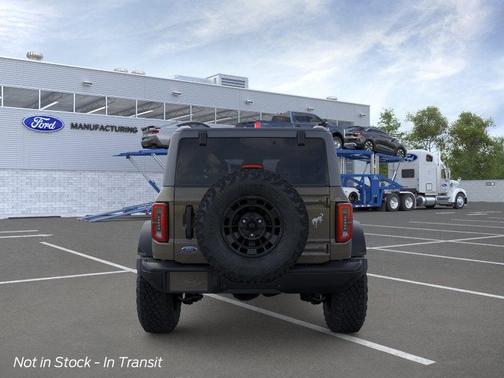 Marsh Gray 2026 Ford Bronco Badlands