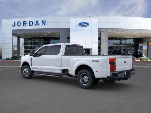 2025 Ford F-350 Lariat