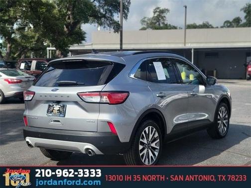 2021 Ford Escape Titanium