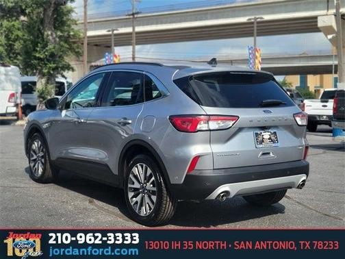 2021 Ford Escape Titanium