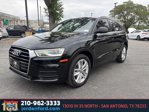 Mythos Black Metallic 2016 Audi Q3 2.0T Premium Plus