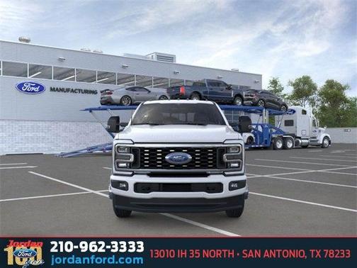 2026 Ford F-350 Platinum
