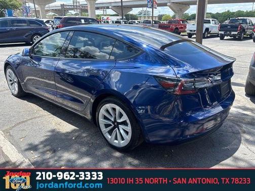 Deep Blue Metallic 2022 Tesla Model 3 Long Range