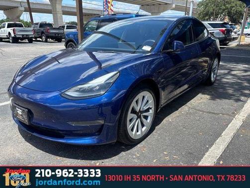 Deep Blue Metallic 2022 Tesla Model 3 Long Range