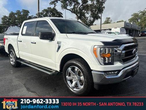 OXFORD WHITE 2022 Ford F-150 XLT