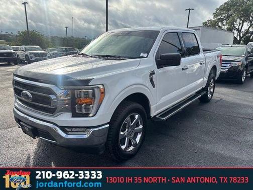 OXFORD WHITE 2022 Ford F-150 XLT