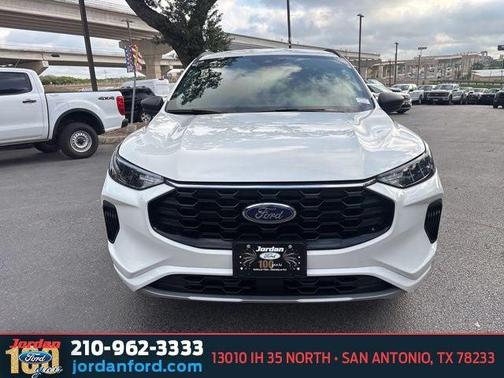 STAR WHITE METALLIC TRI-COAT 2023 Ford Escape ST-Line