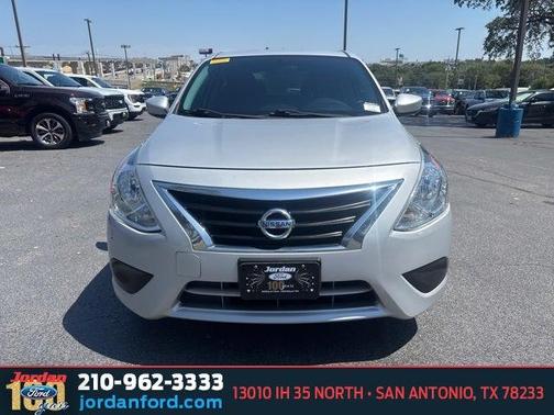 2018 Nissan Versa 1.6 SV