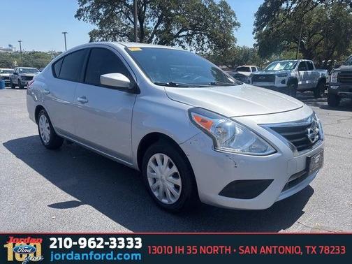 2018 Nissan Versa 1.6 SV