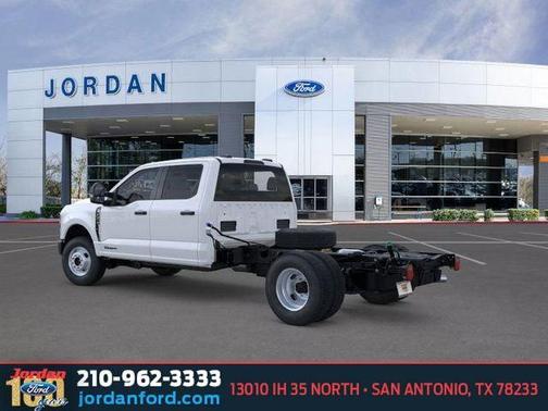 OXFORD WHITE 2026 Ford F-350 XL