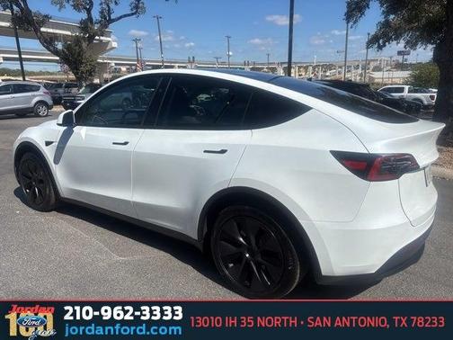 2025 Tesla Model Y Long Range Dual Motor All-Wheel Drive