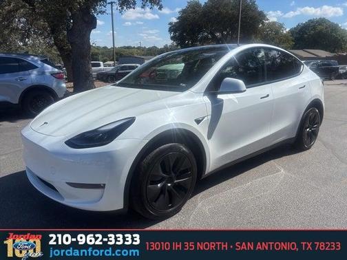 2025 Tesla Model Y Long Range Dual Motor All-Wheel Drive