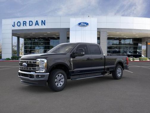 2025 Ford F-350 XLT