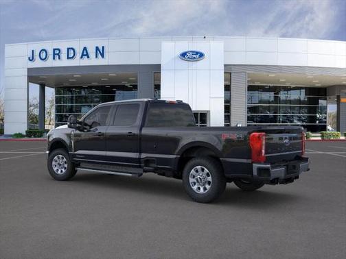2025 Ford F-350 XLT