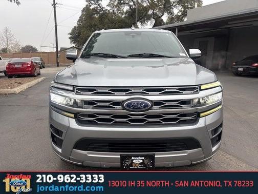 2023 Ford Expedition Max Platinum