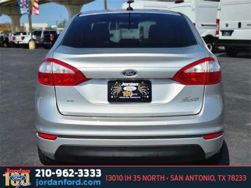 2017 Ford Fiesta SE