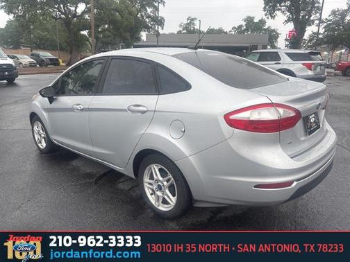 2017 Ford Fiesta SE