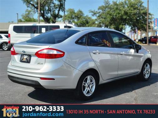 2017 Ford Fiesta SE