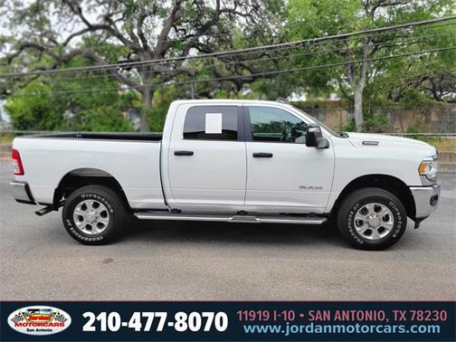 2023 RAM 3500 Big Horn Crew Cab 4x4 6'4' Box