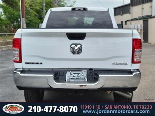 2023 RAM 3500 Big Horn Crew Cab 4x4 6'4' Box