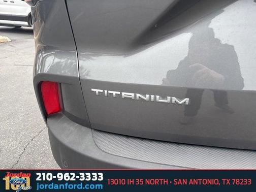 2021 Ford Escape Titanium