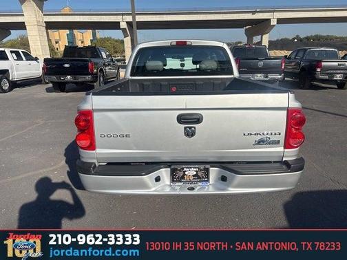 2011 Dodge Dakota Big Horn/Lone Star