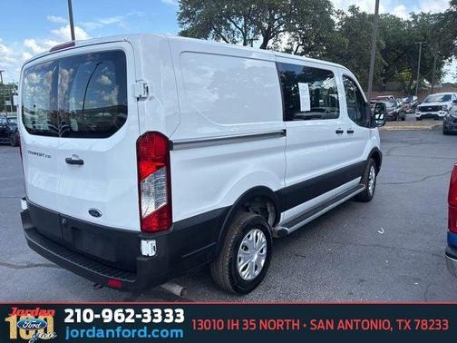 OXFORD WHITE 2025 Ford Transit-250 Base