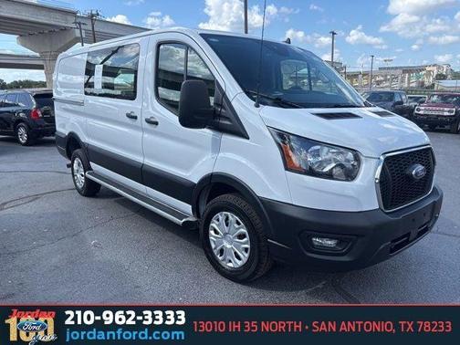OXFORD WHITE 2025 Ford Transit-250 Base