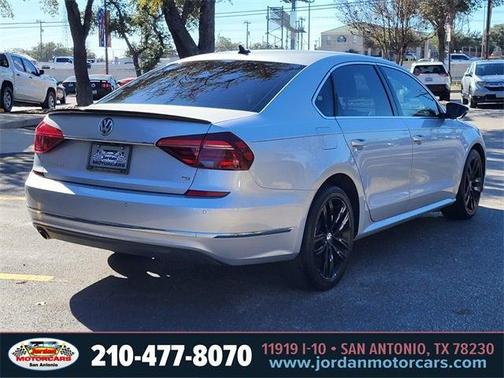 2018 Volkswagen Passat 2.0T SE