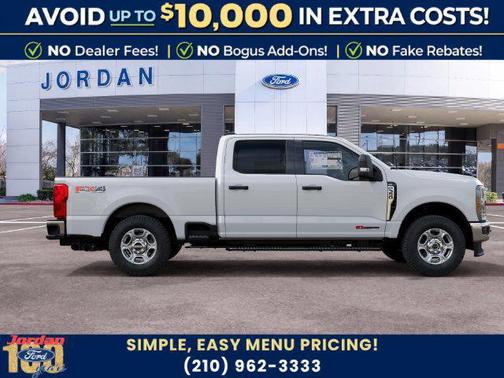 Oxford White 2027 Ford F-350 XLT
