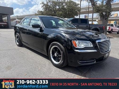 2012 Chrysler 300 S