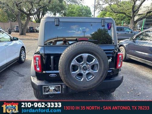 SHADOW BLACK 2024 Ford Bronco Big Bend