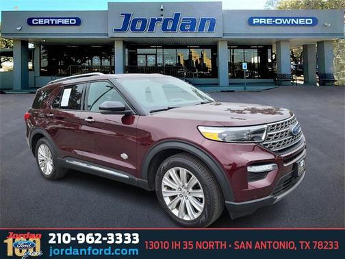 BURGUNDY VELVET MET TINT CC 2022 Ford Explorer King Ranch
