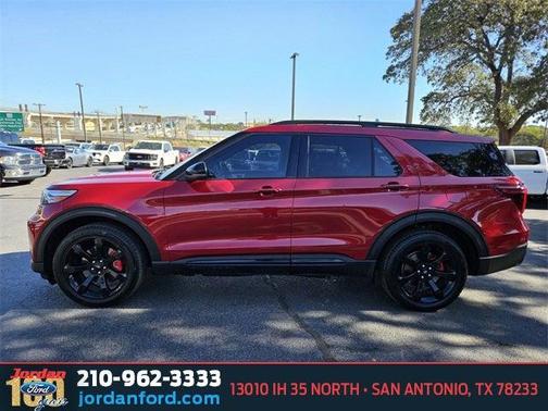2023 Ford Explorer ST