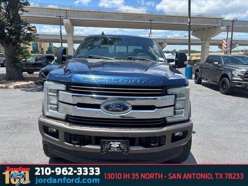 BLUE JEANS METALLIC 2019 Ford F-350 King Ranch