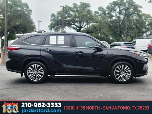 2021 Toyota Highlander Platinum