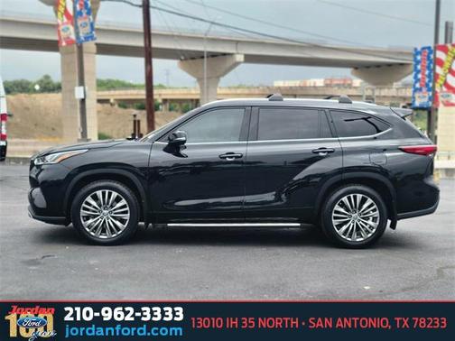 2021 Toyota Highlander Platinum