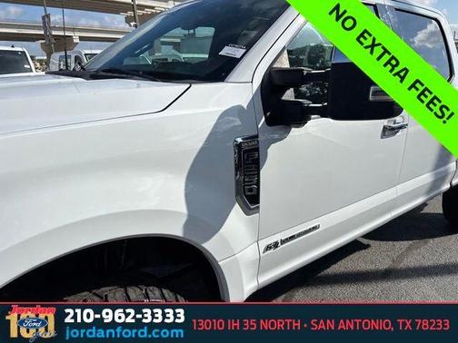 Oxford White 2022 Ford F-250 King Ranch