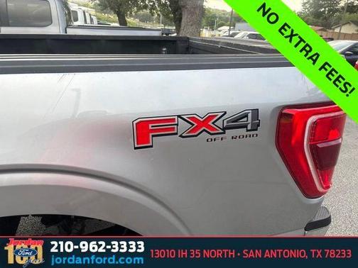 ICONIC SILVER METALLIC 2021 Ford F-150 XLT