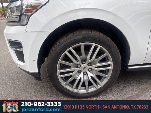 OXFORD WHITE 2022 Ford Expedition Max Limited