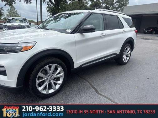 STAR WHITE MET TRI-COAT 2023 Ford Explorer Platinum