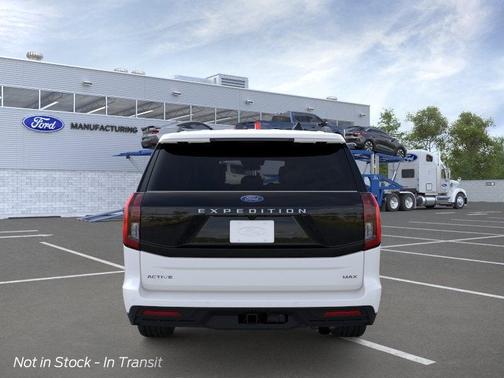 STAR WHITE MET TRI-COAT 2026 Ford Expedition Max Active 4x2