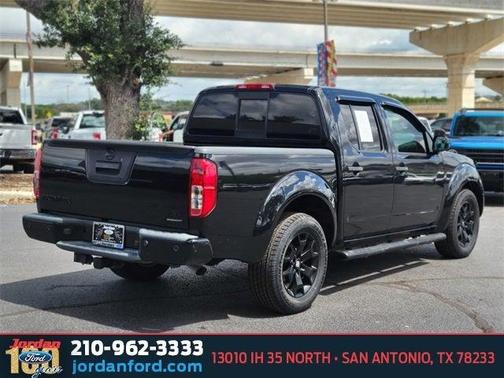 2019 Nissan Frontier SV