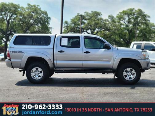 2014 Toyota Tacoma Base