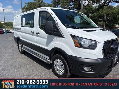 OXFORD WHITE 2025 Ford Transit-250 Base