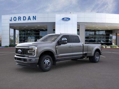 2025 Ford F-350 Platinum